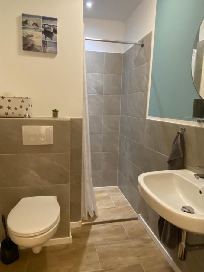 1 Mit Kueche Und Neuem Bad, Frisch Saniert Apartment *