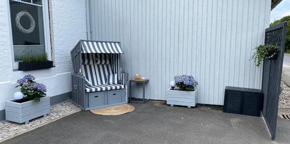 1 Mit Kueche Und Neuem Bad, Frisch Saniert * Friedrichskoog